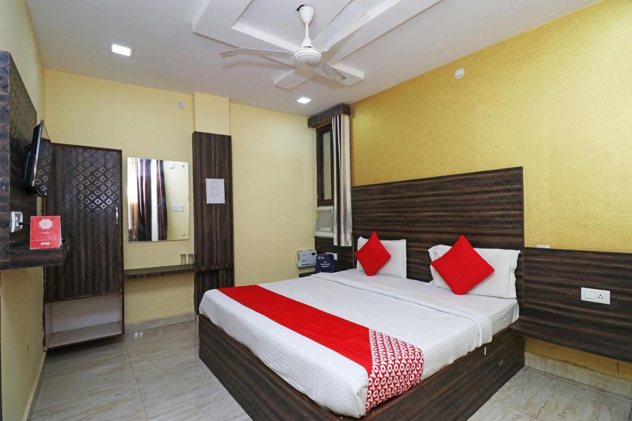 Oyo Flagship 8393 Hotel Park Avenue Lucknow Eksteriør bilde