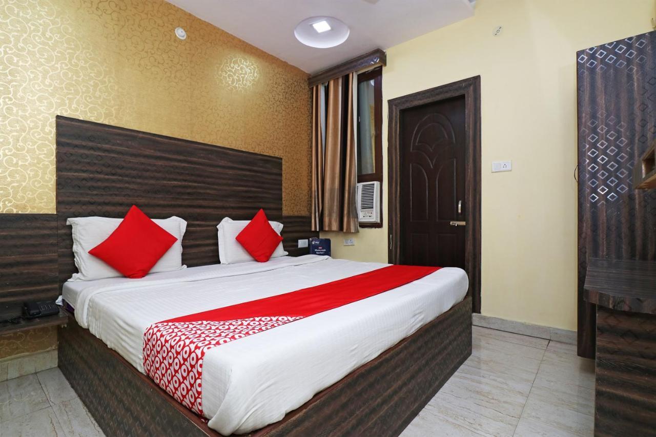 Oyo Flagship 8393 Hotel Park Avenue Lucknow Eksteriør bilde